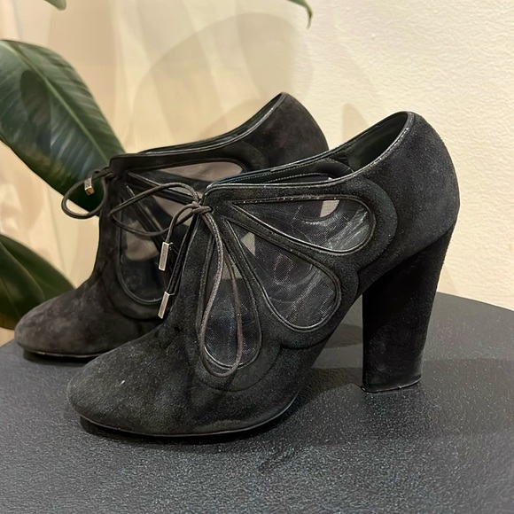 Marc Jacobs suede butterfly heels - Picture 1 of 4